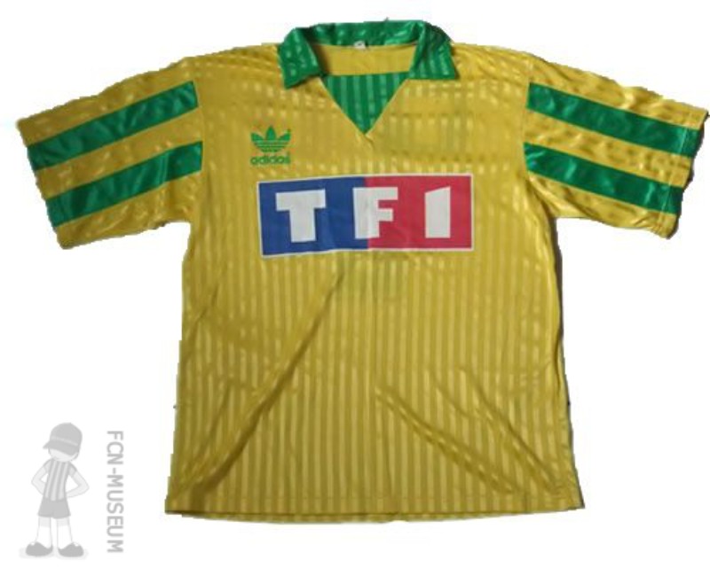 Primera equipación de Nantes 92-93