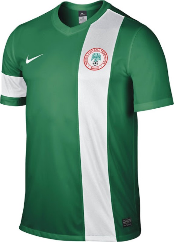 Primera equipación de Nigeria 2015