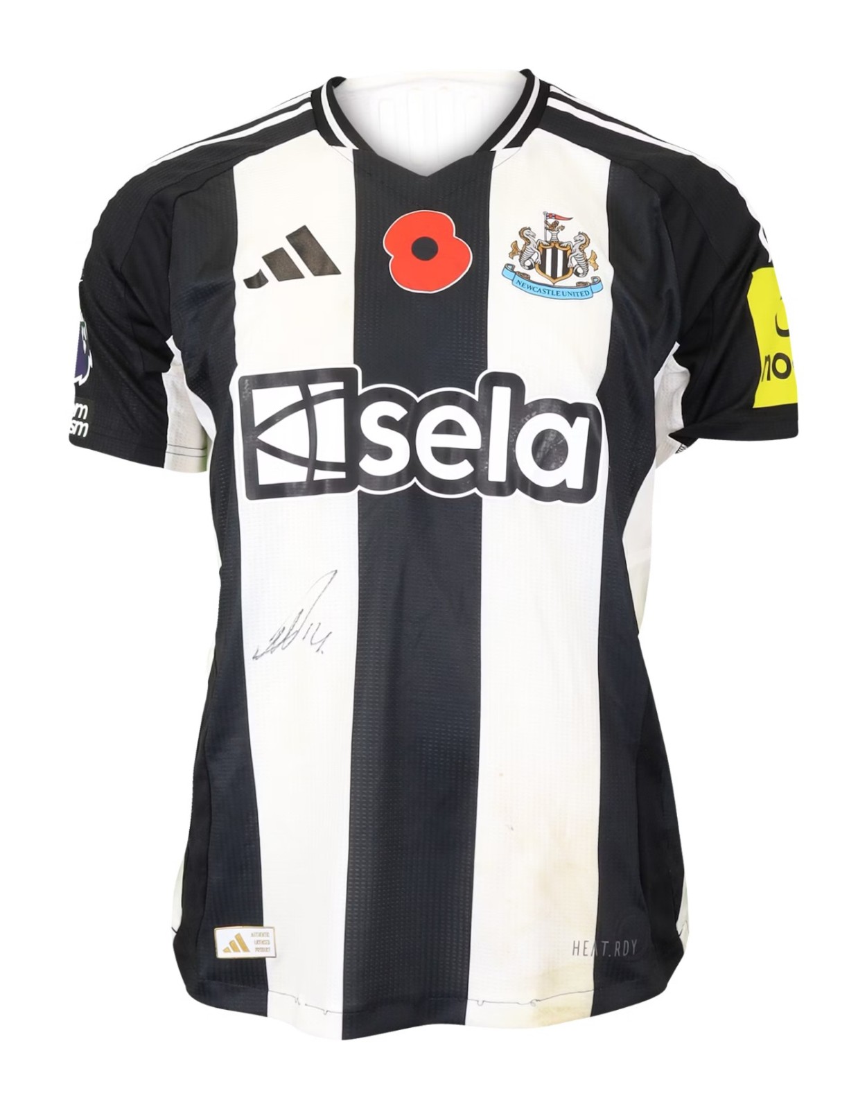 Primera equipación de Newcastle 24-25