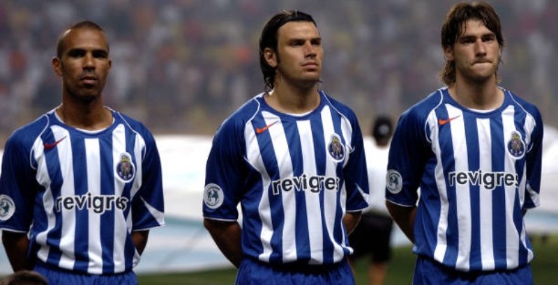 Equipación especial de Oporto 04-05