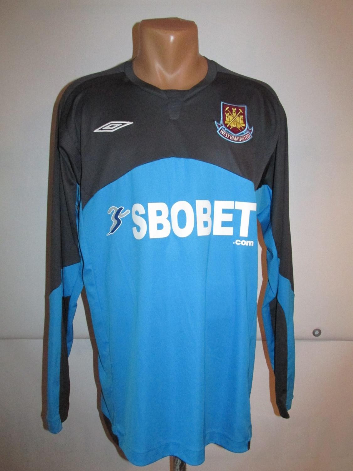 West Ham United 09-10 Portero 4