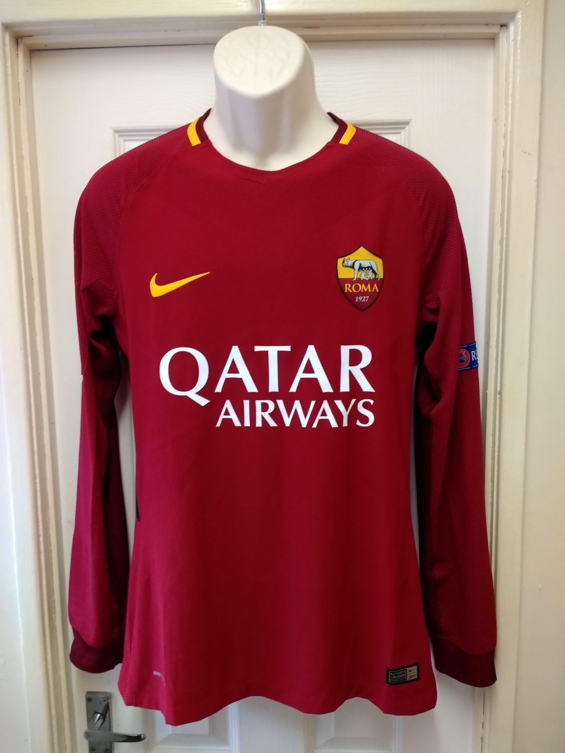 AS Roma 17-18 Local 2