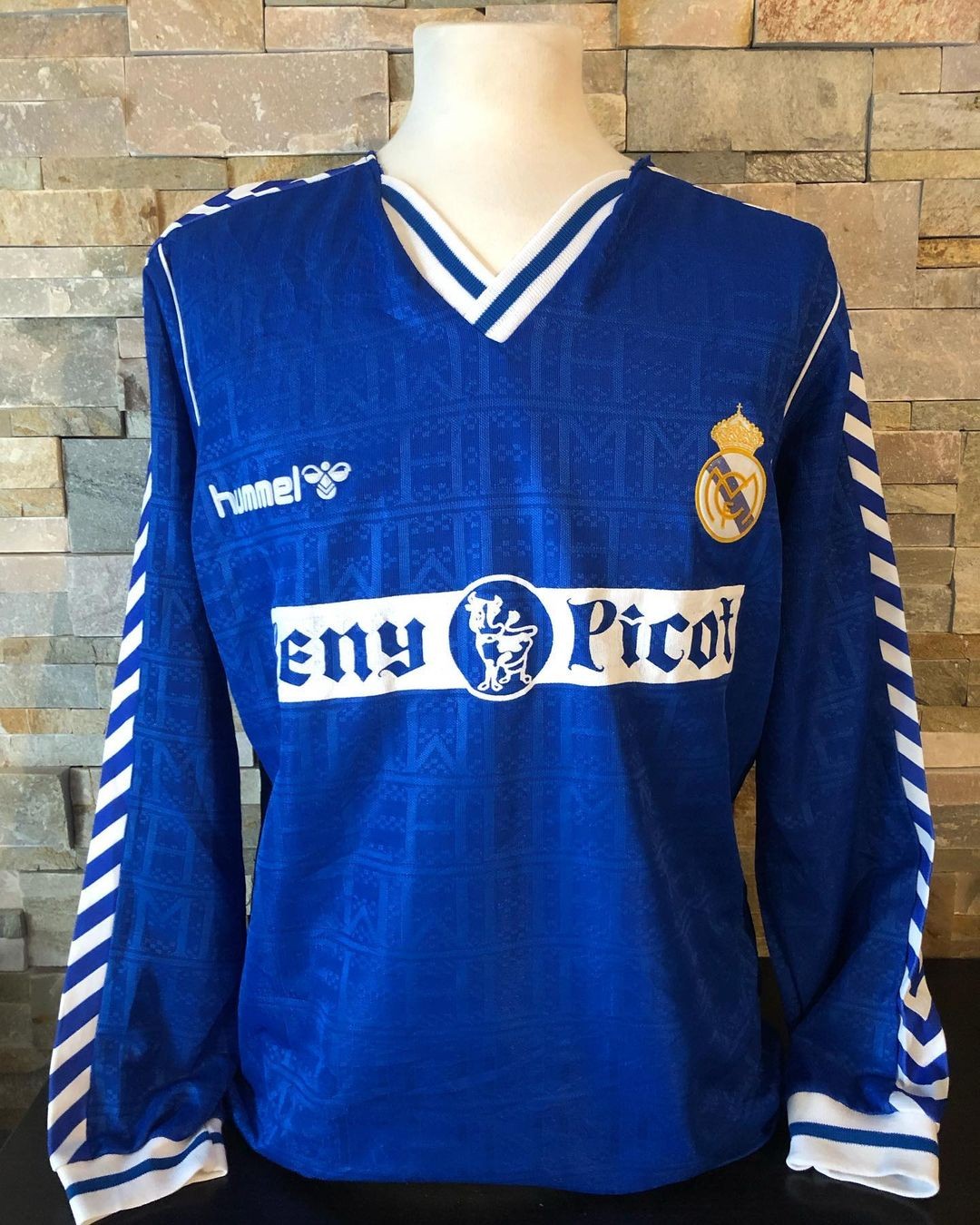 Segunda equipación de Real Madrid 89-90