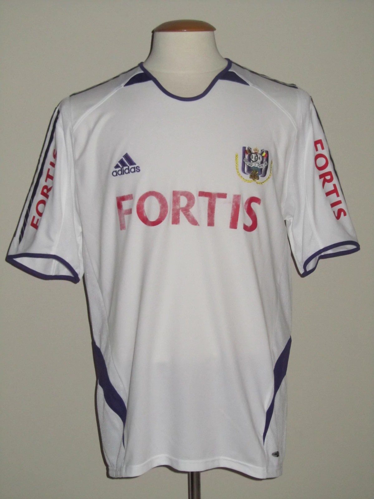 Primera equipación de Anderlecht 05-06