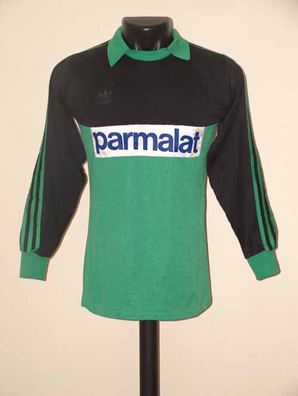 Equipación de portero de Real Madrid 85-86