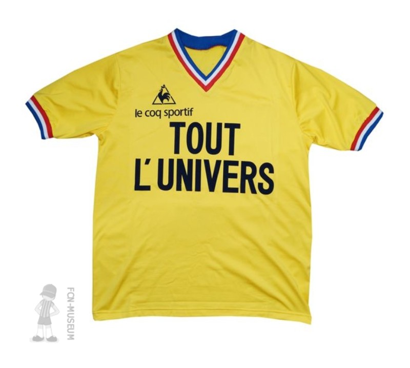 Primera equipación de Nantes 73-74