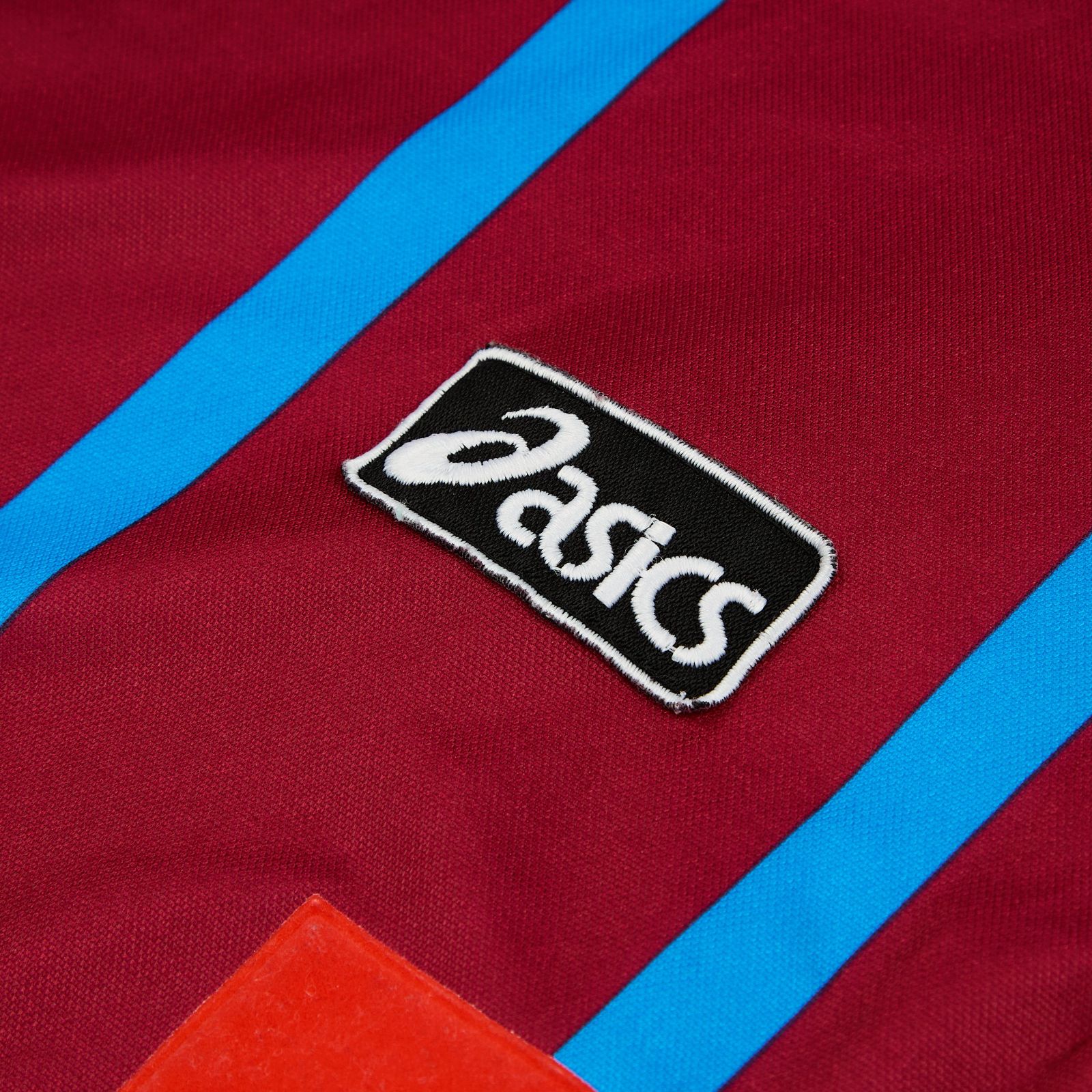Aston Villa 93-94 Local 4