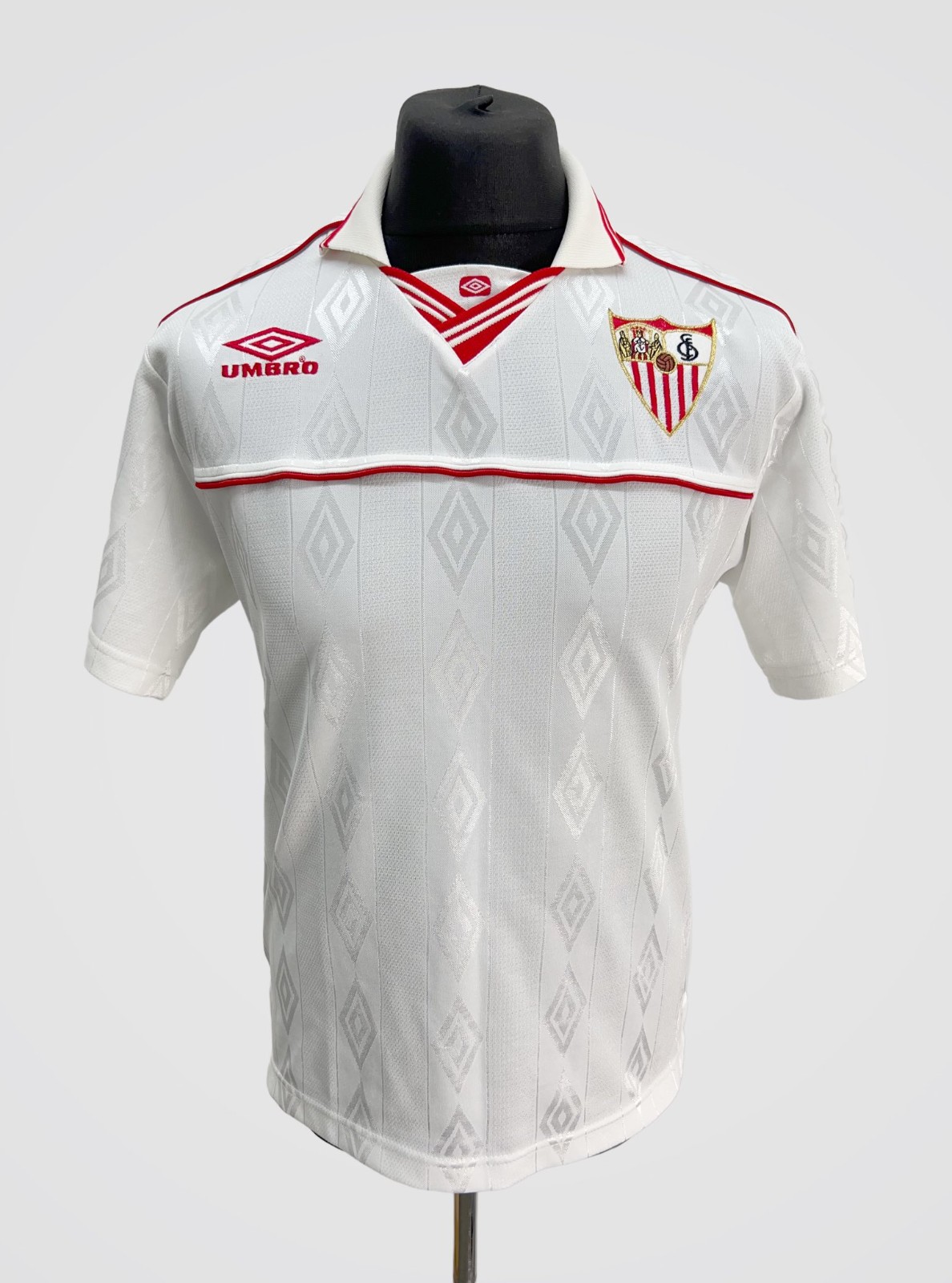 Sevilla FC 00-01 Local 2