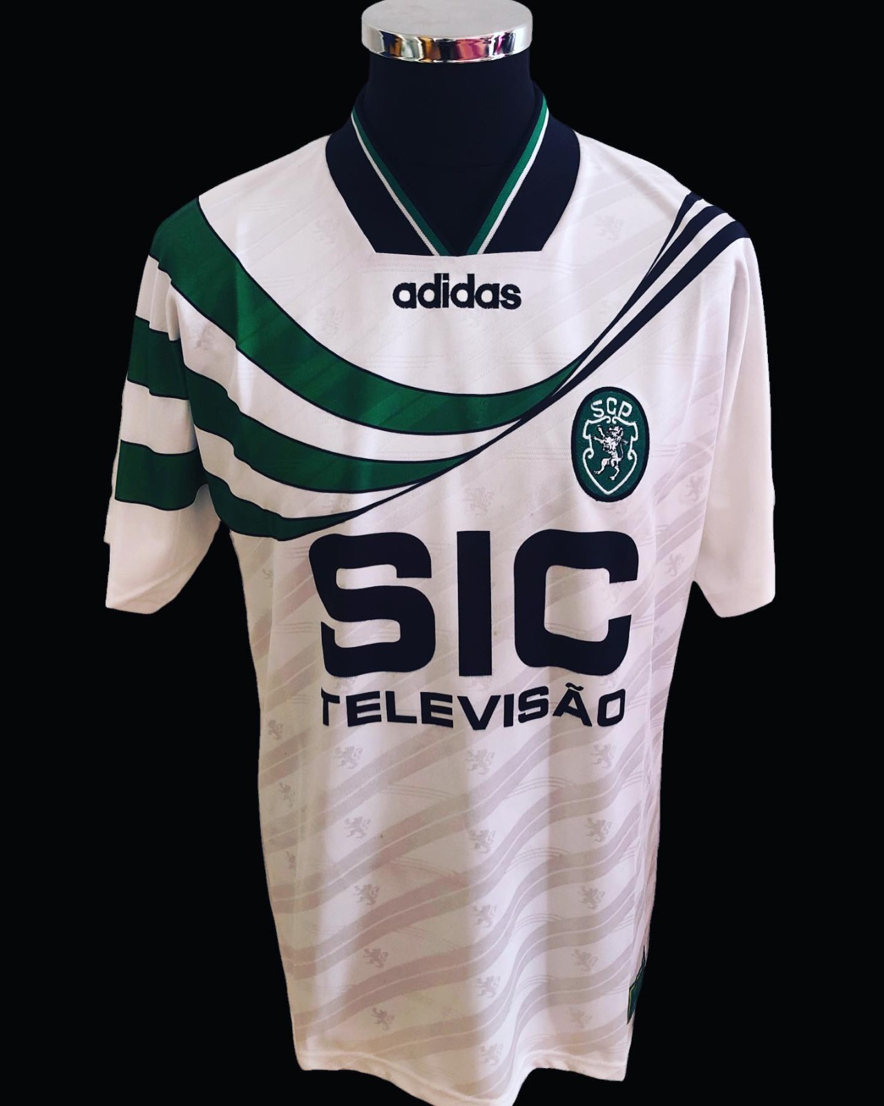 Segunda equipación de Sporting de Portugal 95-96