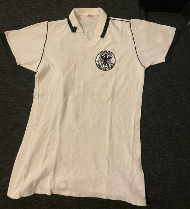 Primera equipación de Alemania 1979