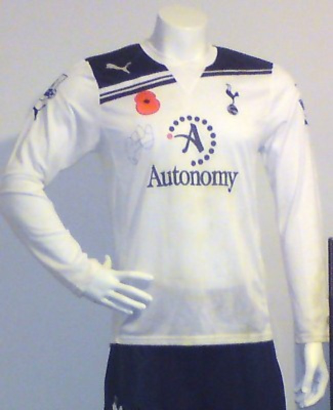 Tottenham Hotspur 10-11 Local 2