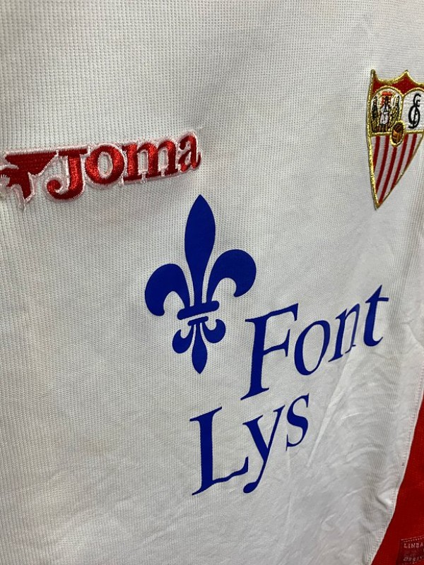 Sevilla FC 04-05 Local 2