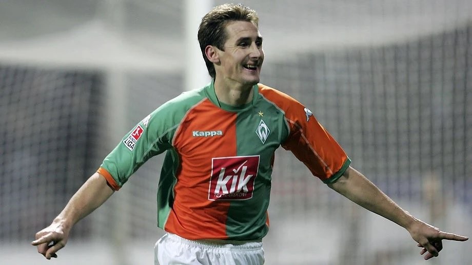 Werder Bremen 05-06 Local 2