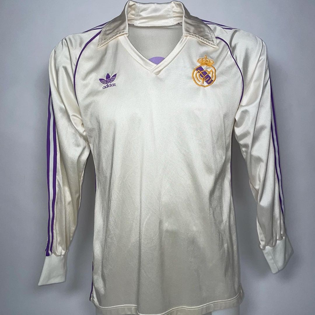 Equipación especial de Real Madrid 82-83