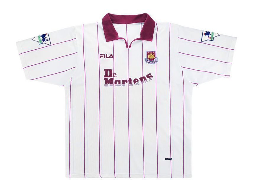 Segunda equipación de West Ham United 02-03