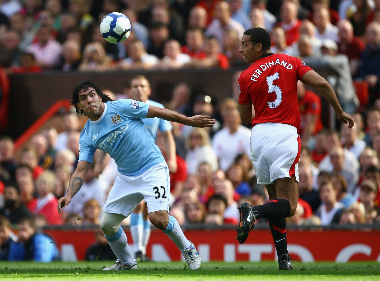 Manchester City 09-10 Local 4