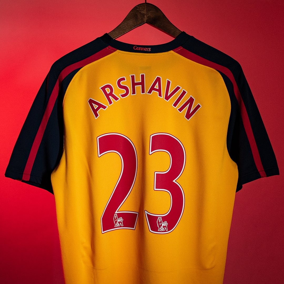 Arsenal FC 08-09 Visitante 4