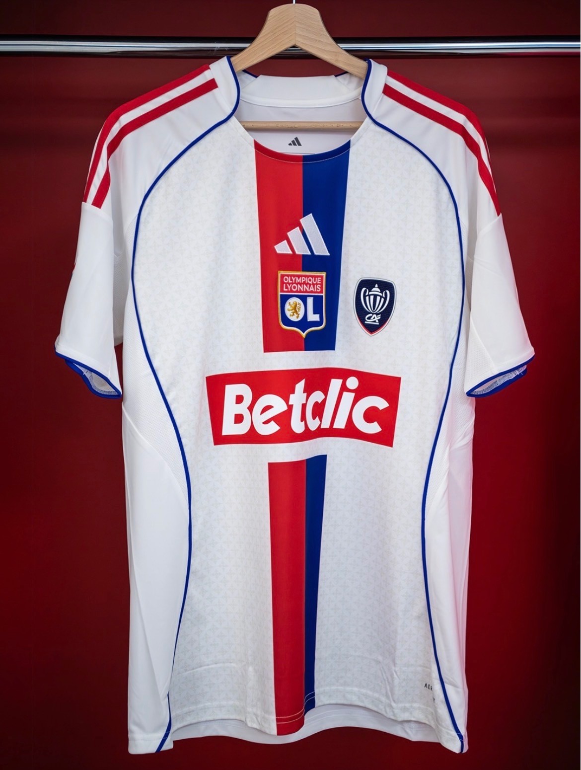 Primera equipación de Olympique de Lyon 25-26