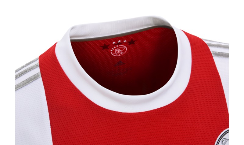 Ajax Amsterdam 21-22 Local 3