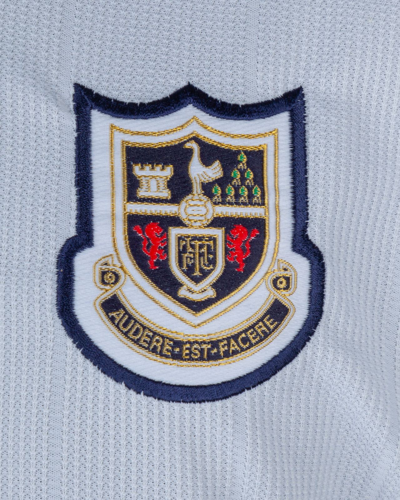 Tottenham Hotspur 97-98 Local 3