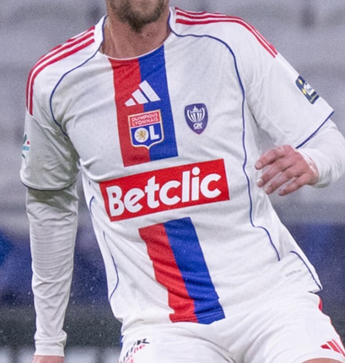 Olympique Lyonnais 25-26 Local 2