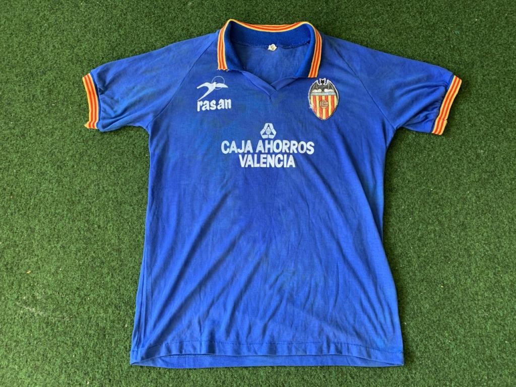 Segunda equipación de Valencia 87-88