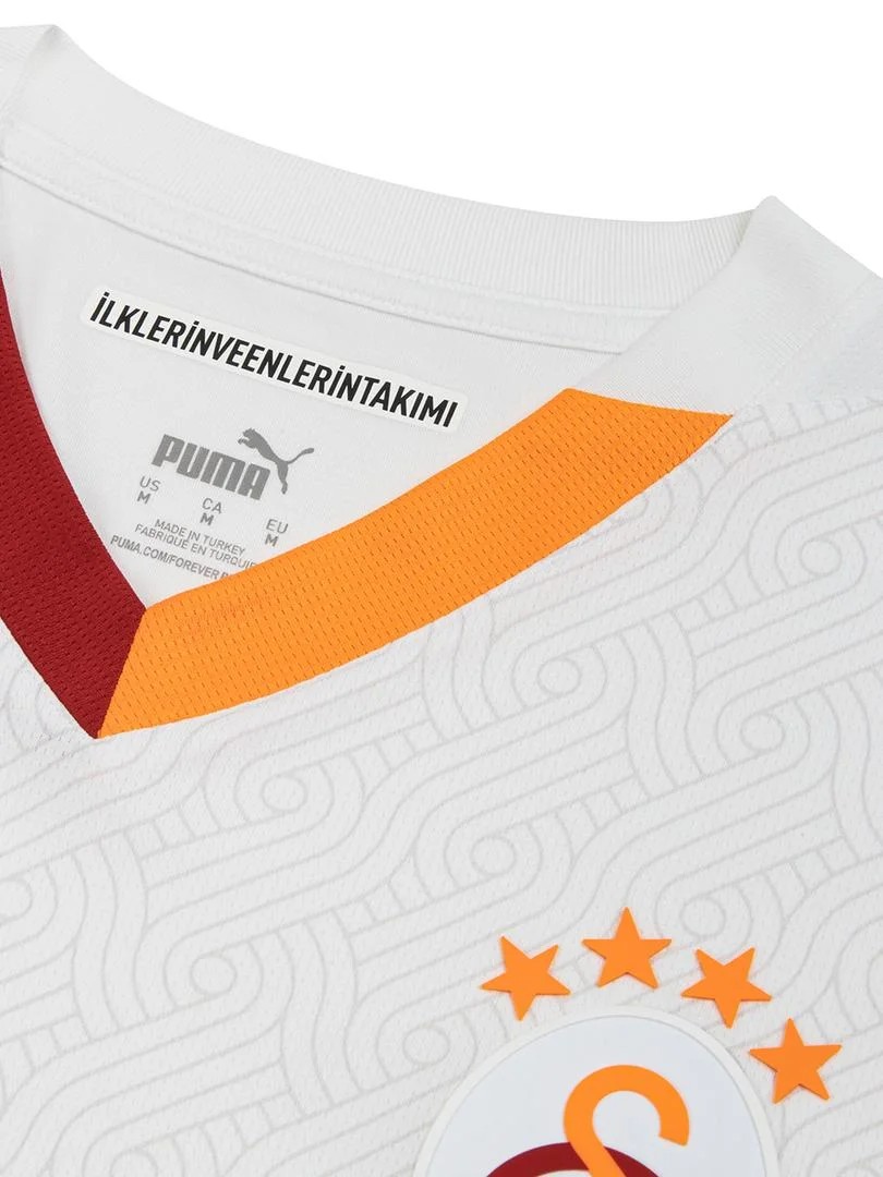 Galatasaray 24-25 Visitante 3