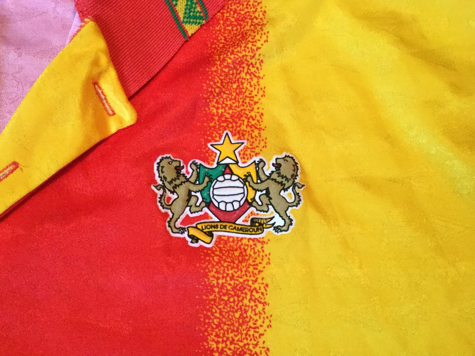 Camerún 94-95 Local 4