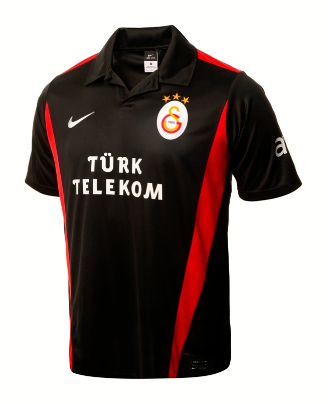 Tercera equipación de Galatasaray 11-12