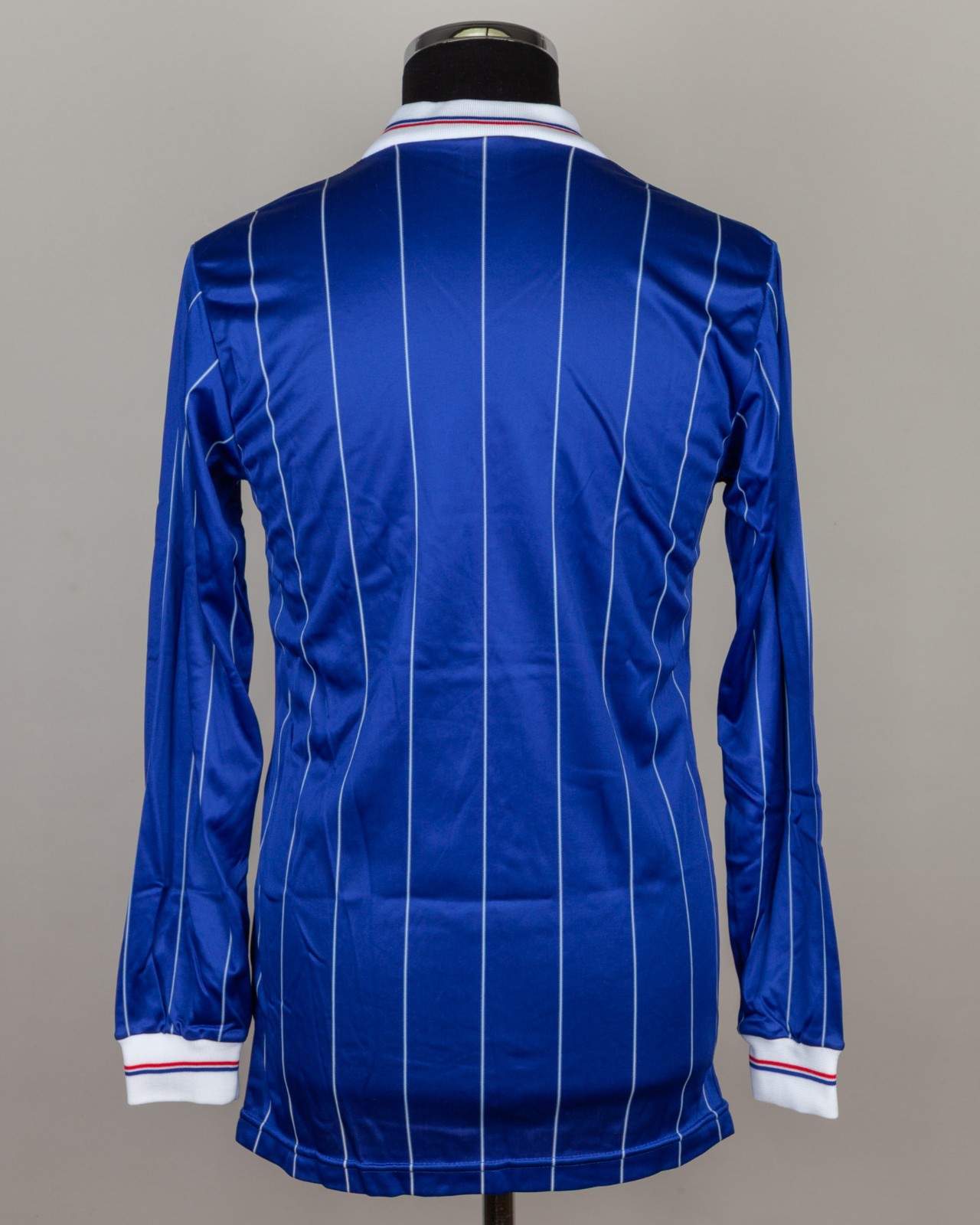 Rangers FC 82-83 Local 4