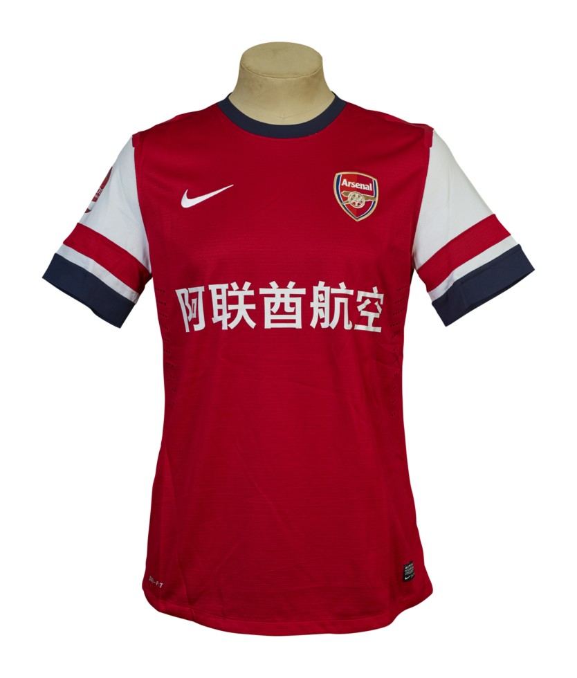 Primera equipación de Arsenal 12-13