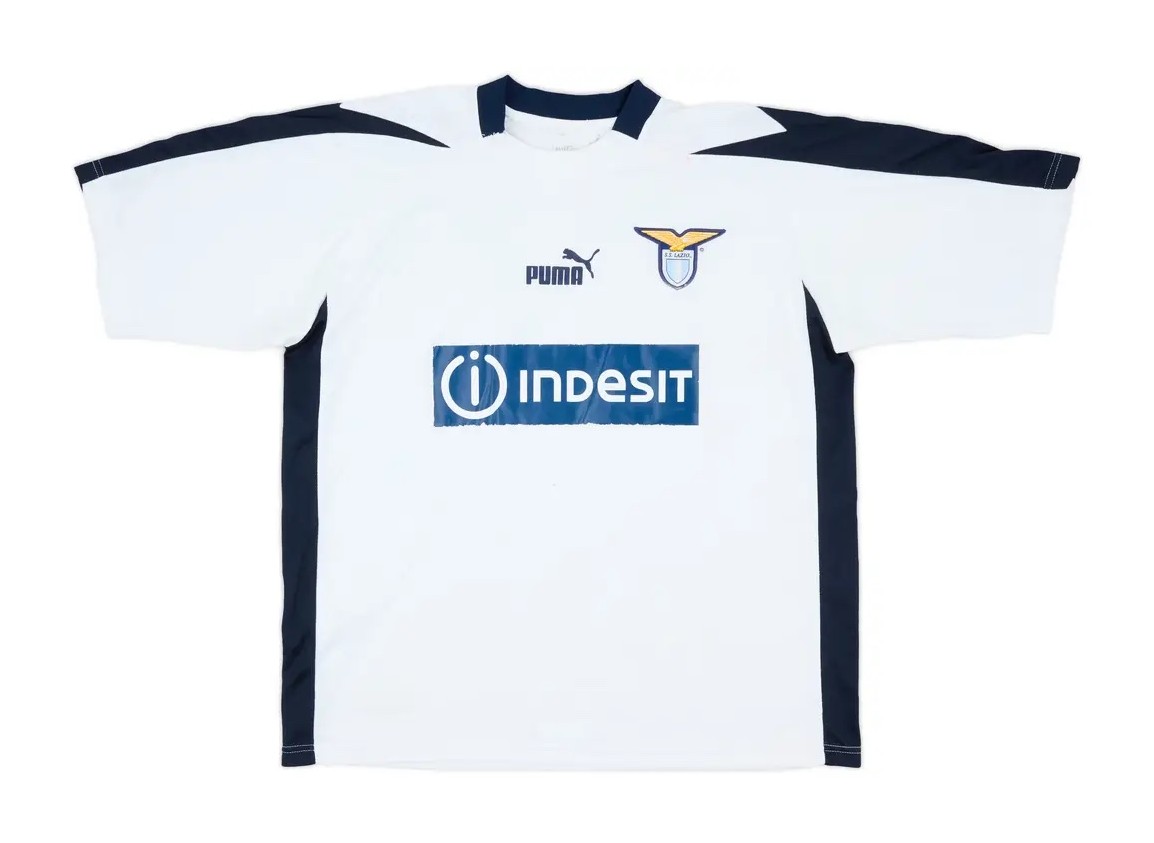 Equipación especial de Lazio 03-04