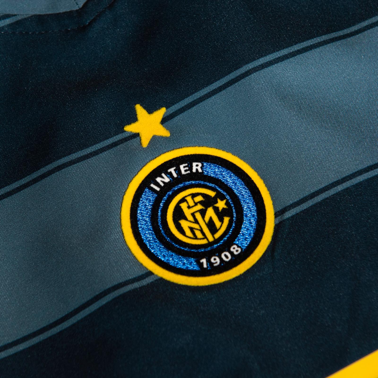 Inter Milan 04-05 Tercera 3