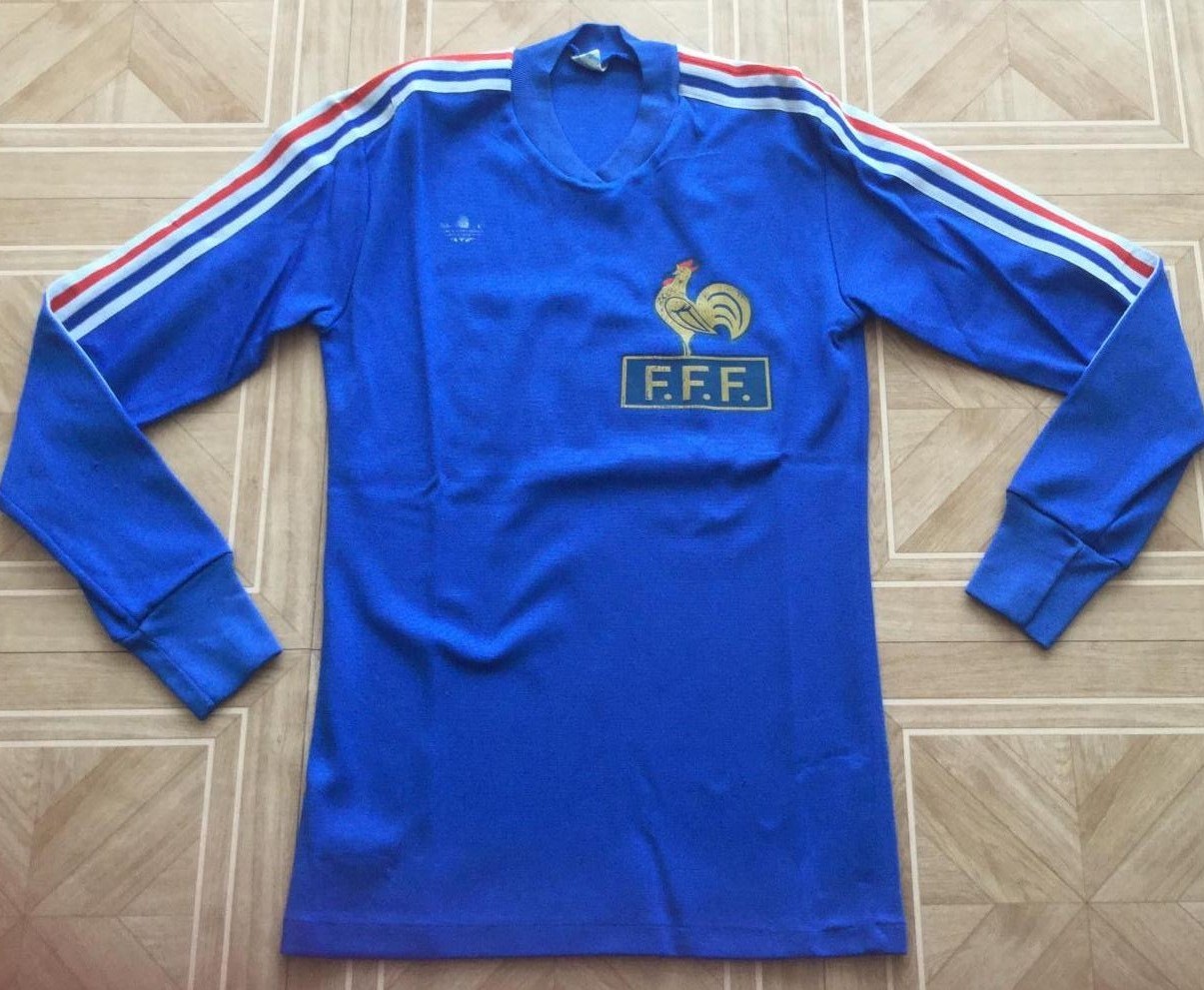 Primera equipación de Francia 1974