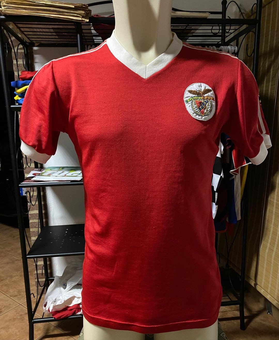 Primera equipación de Benfica 78-79