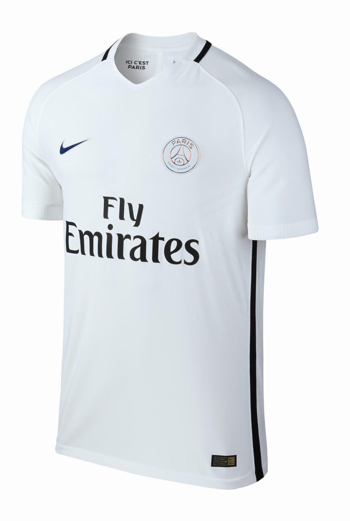 Tercera equipación de Paris Saint-Germain 16-17