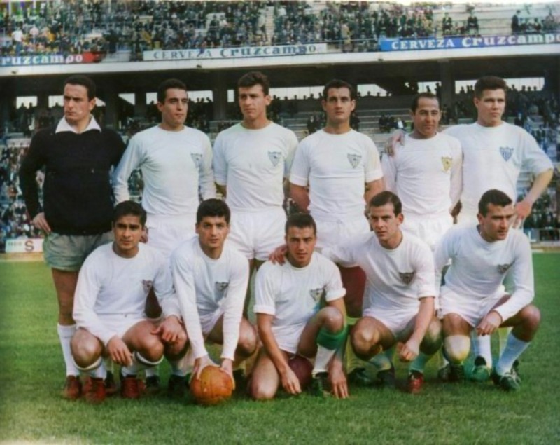 Primera equipación de Sevilla FC 60-61