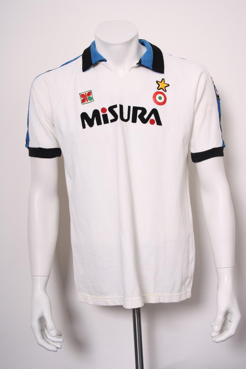 Segunda equipación de Inter de Milán 82-83