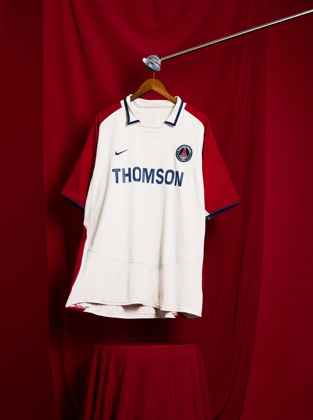 Paris Saint-Germain 04-05 Tercera 2