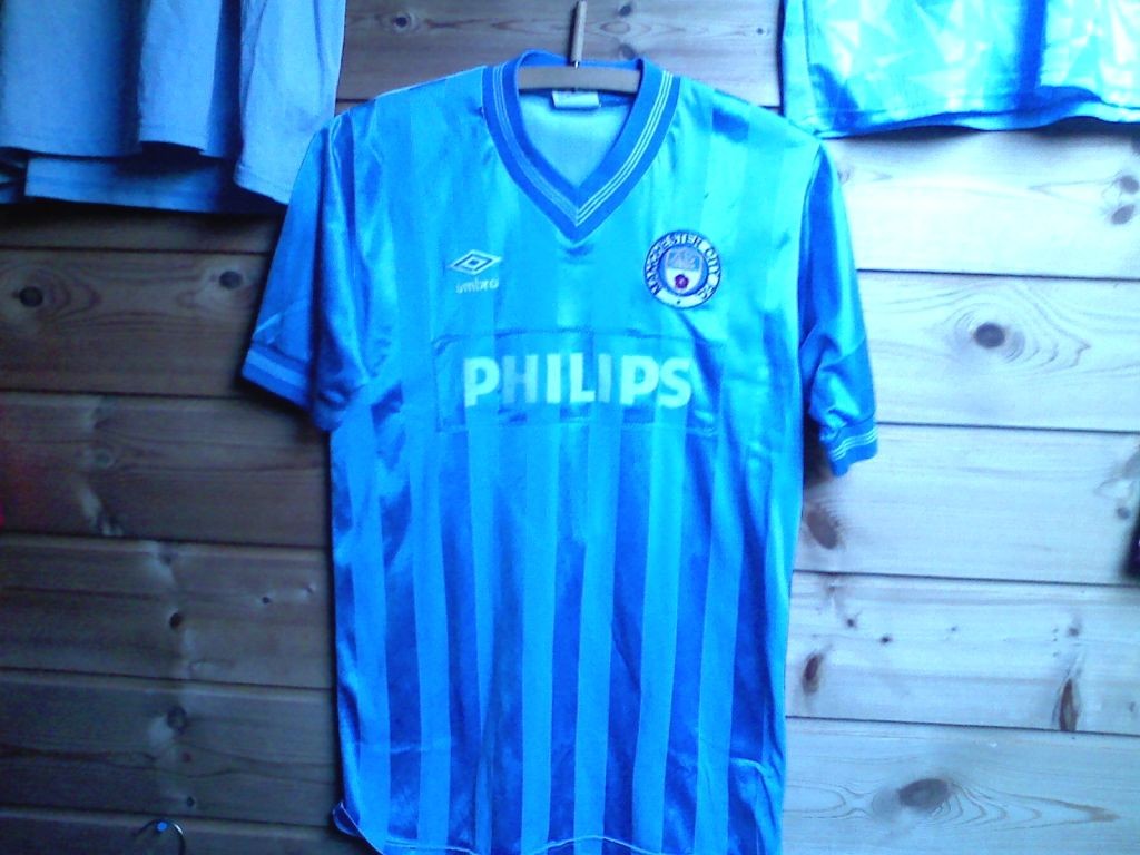 Manchester City 84-85 Local 2