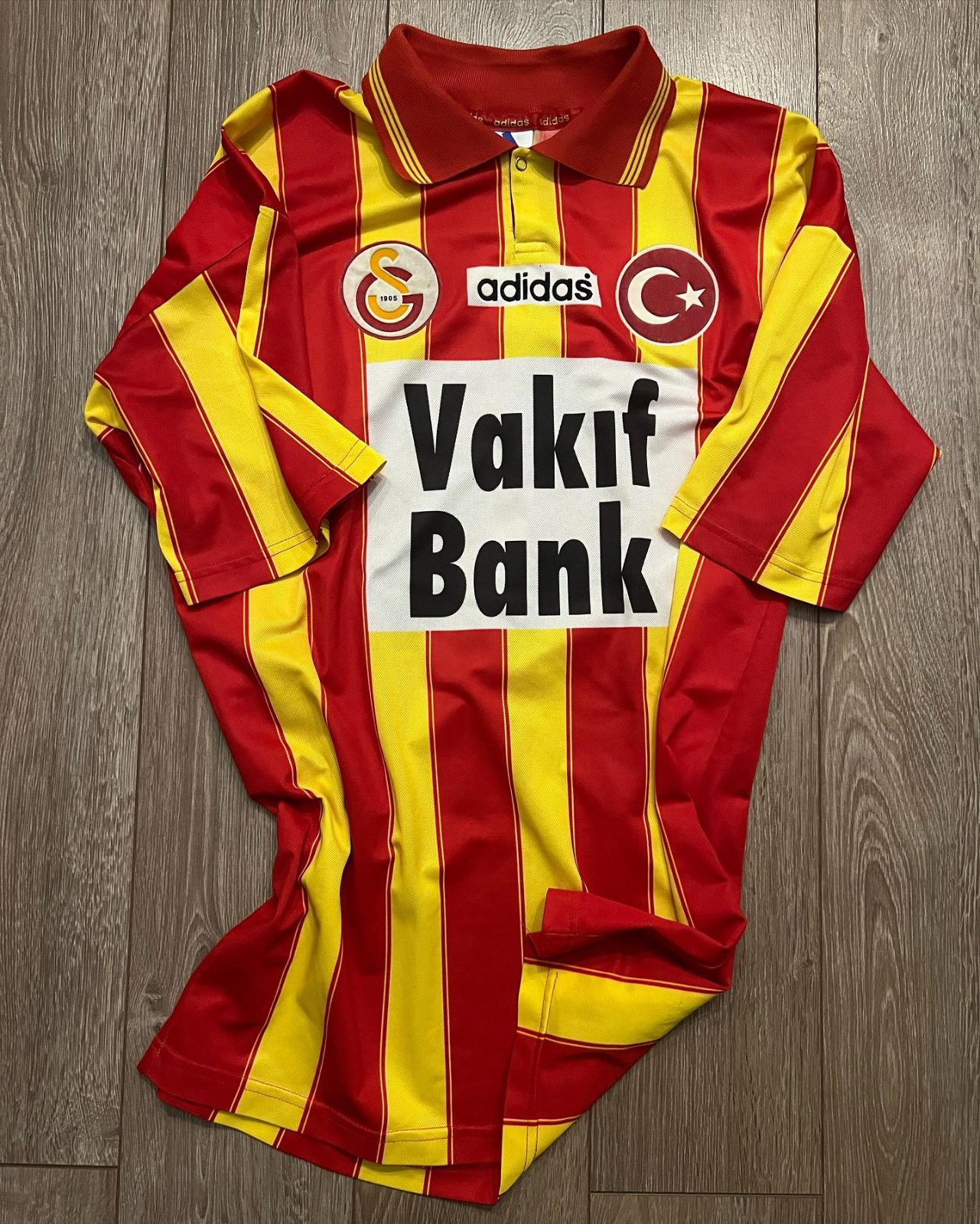 Galatasaray 96-97 Cuarta 3