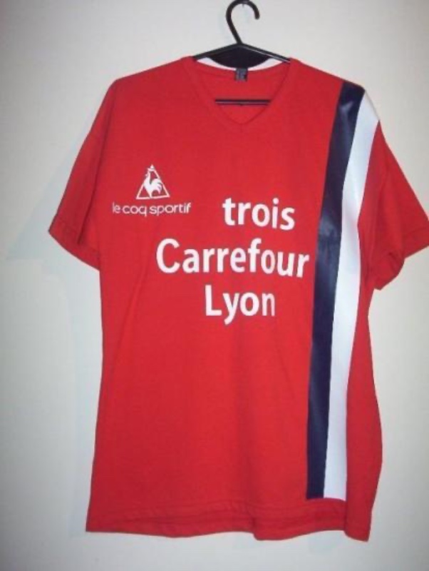 Tercera equipación de Olympique de Lyon 74-75