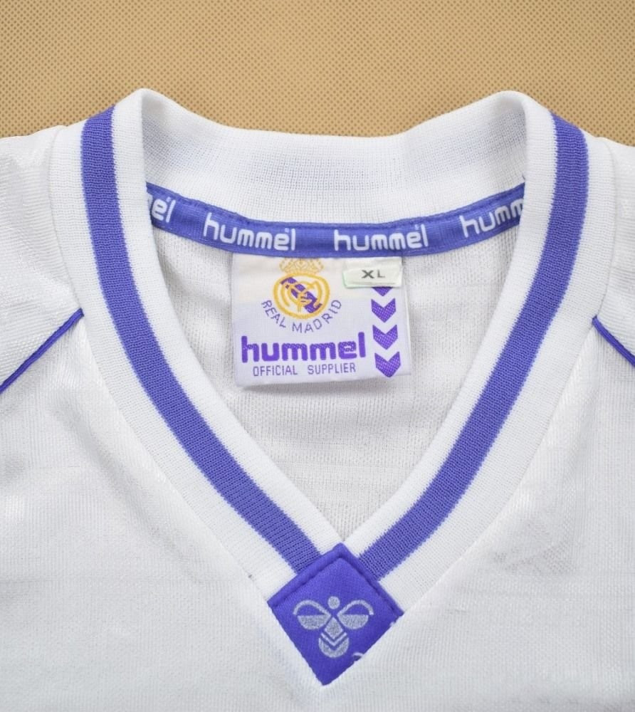 Real Madrid 91-92 Local 3
