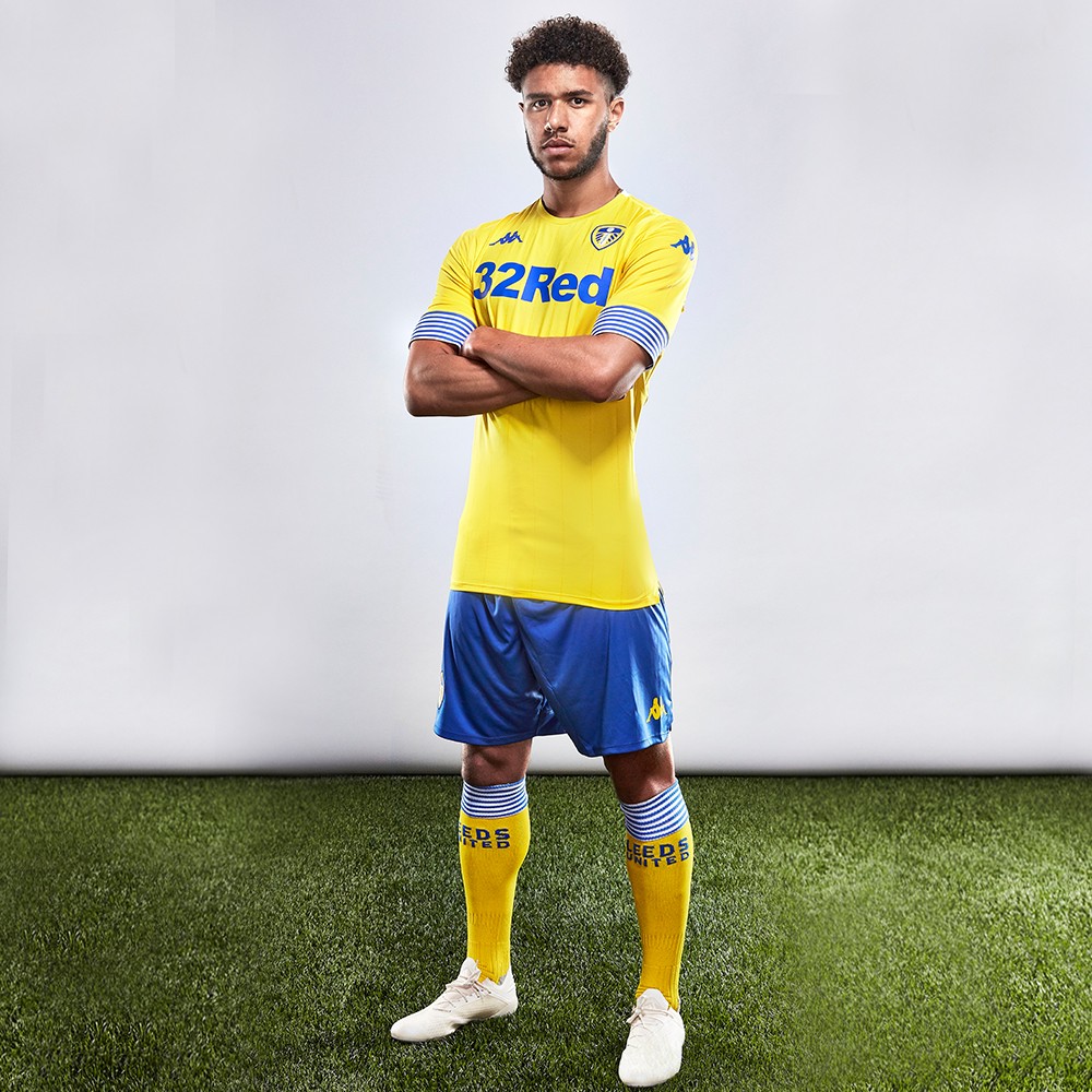 Leeds United 18-19 Tercera 4