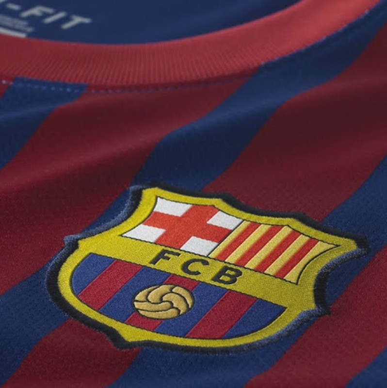 FC Barcelona 11-12 Local 4
