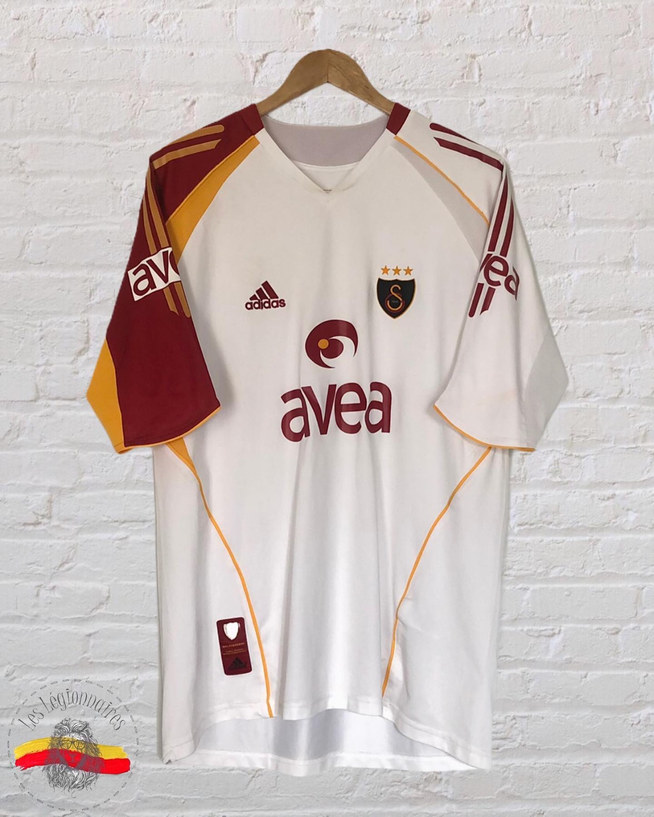 Segunda equipación de Galatasaray 04-05
