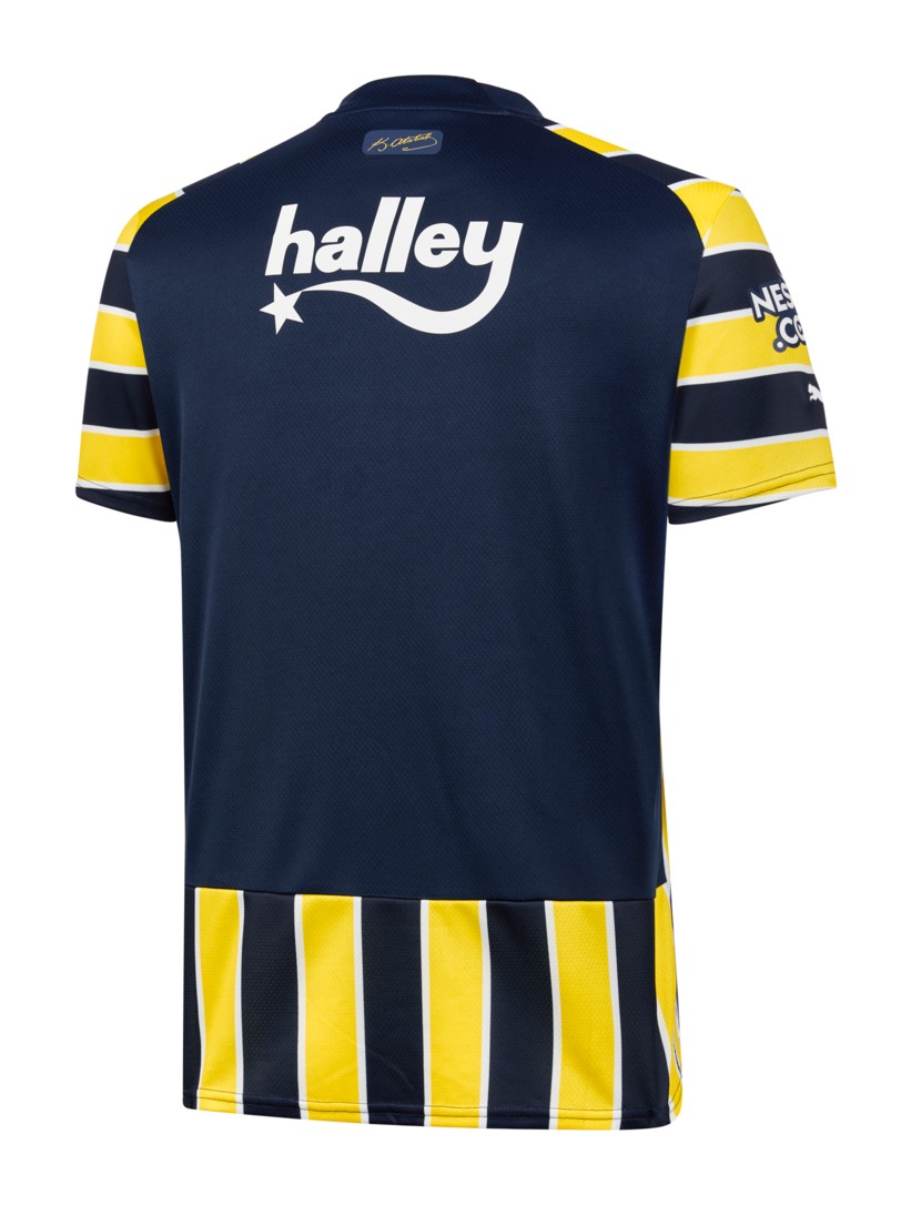 Primera equipación de Fenerbahçe 22-23