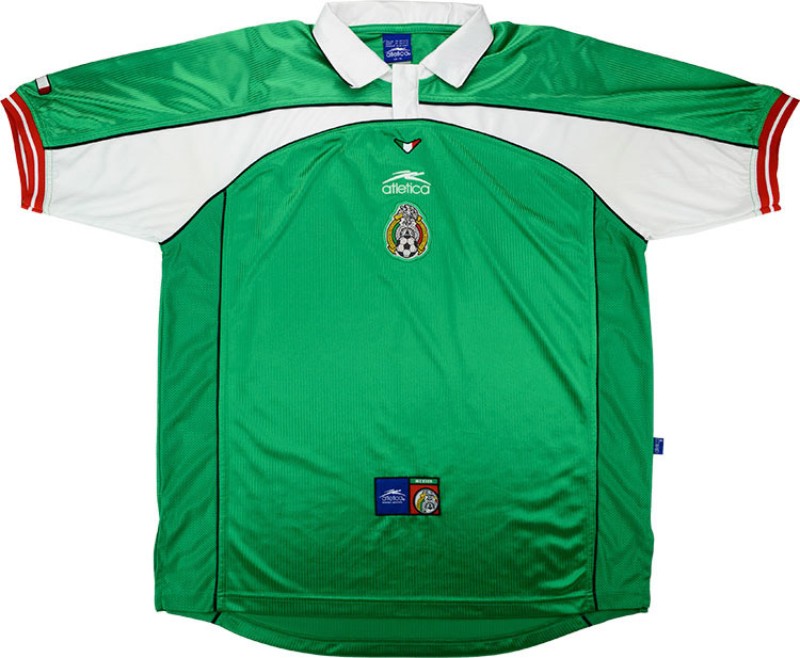 Primera equipación de México 2000