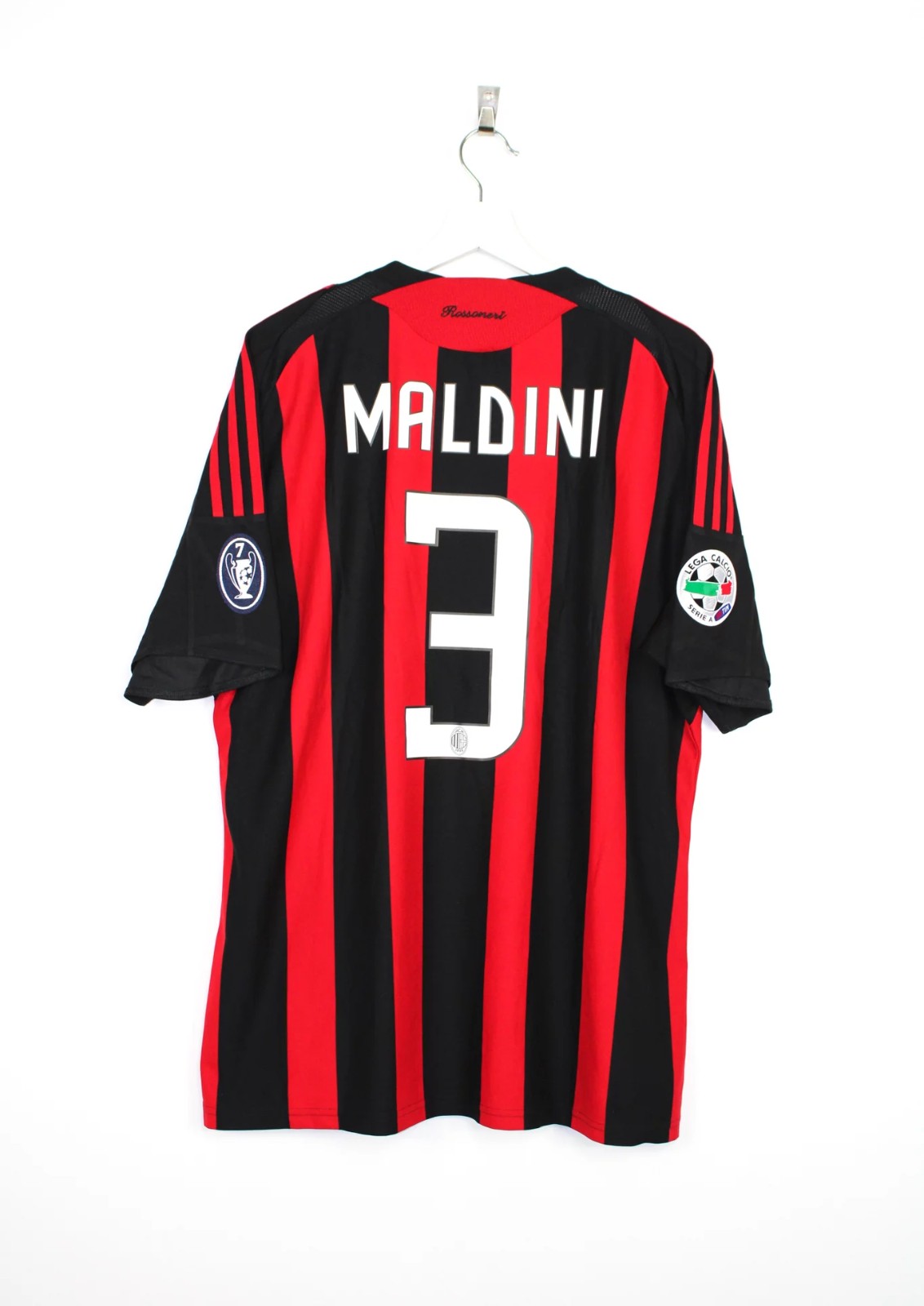 Primera equipación de Milan 08-09