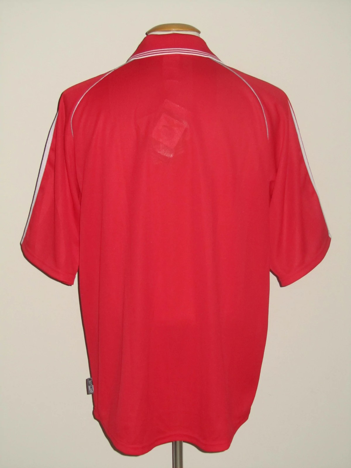 SL Benfica 99-00 Local 3